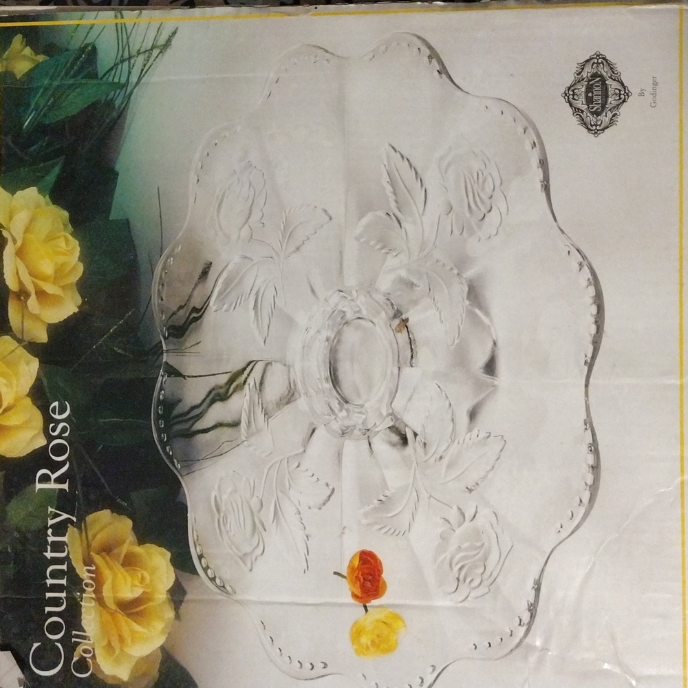 Crystal Cake Plate with Frosted Rose Design